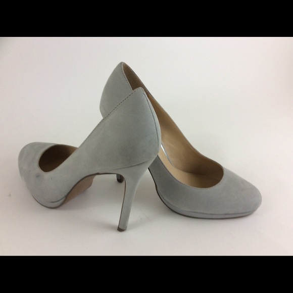 Shoes - Jessica Simpson silver Beautiful Heels 👠